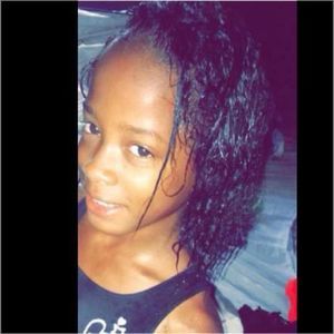 Meet your Posher, Emoni